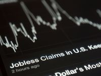 Gold price rally looks beyond stable U.S. weekly jobless claims teaser image