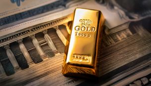 Gold reaches record high as weak jobs data points to September rate cut