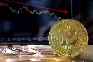 Bitcoin retests support at $51k as analysts warn of a 10% pullback teaser image