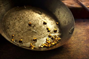 Australia's Regis to take over Vault, creating $7.7 billion gold producer teaser image