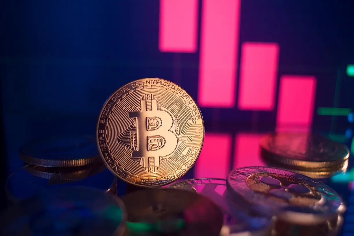 Bitcoin breaks below $57k amid low liquidity as U.S. traders celebrate Independence Day teaser image