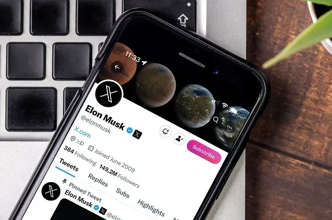 Musk dashes hopes of crypto integration with X, will launch fiat payments in mid-2024 teaser image