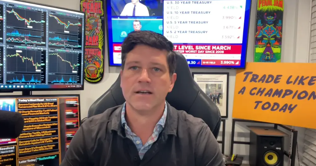 Gold/silver: key commodities go on sale! Chinese stimulus coming soon? - Metals Minute w/ Phil Streible teaser image
