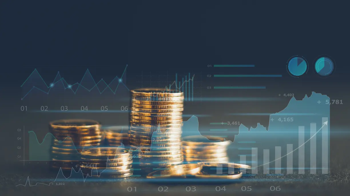 Gold balancing on a knife's edge, waiting for the Fed to cut rates teaser image