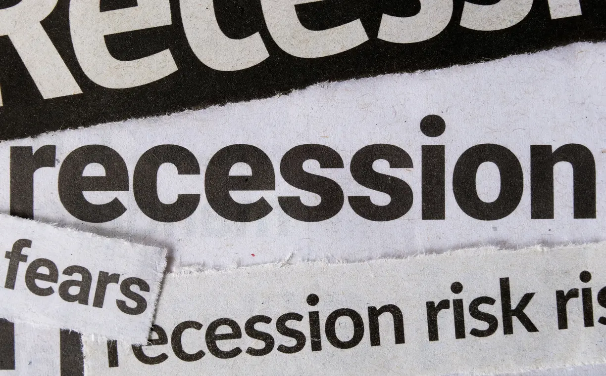 Recession fears grip markets: Analysts weigh gold and Bitcoin as safe-havens teaser image