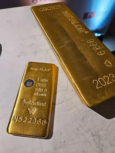 Gold market hits a milestone: the iconic 400oz bar now worth $1 million teaser image