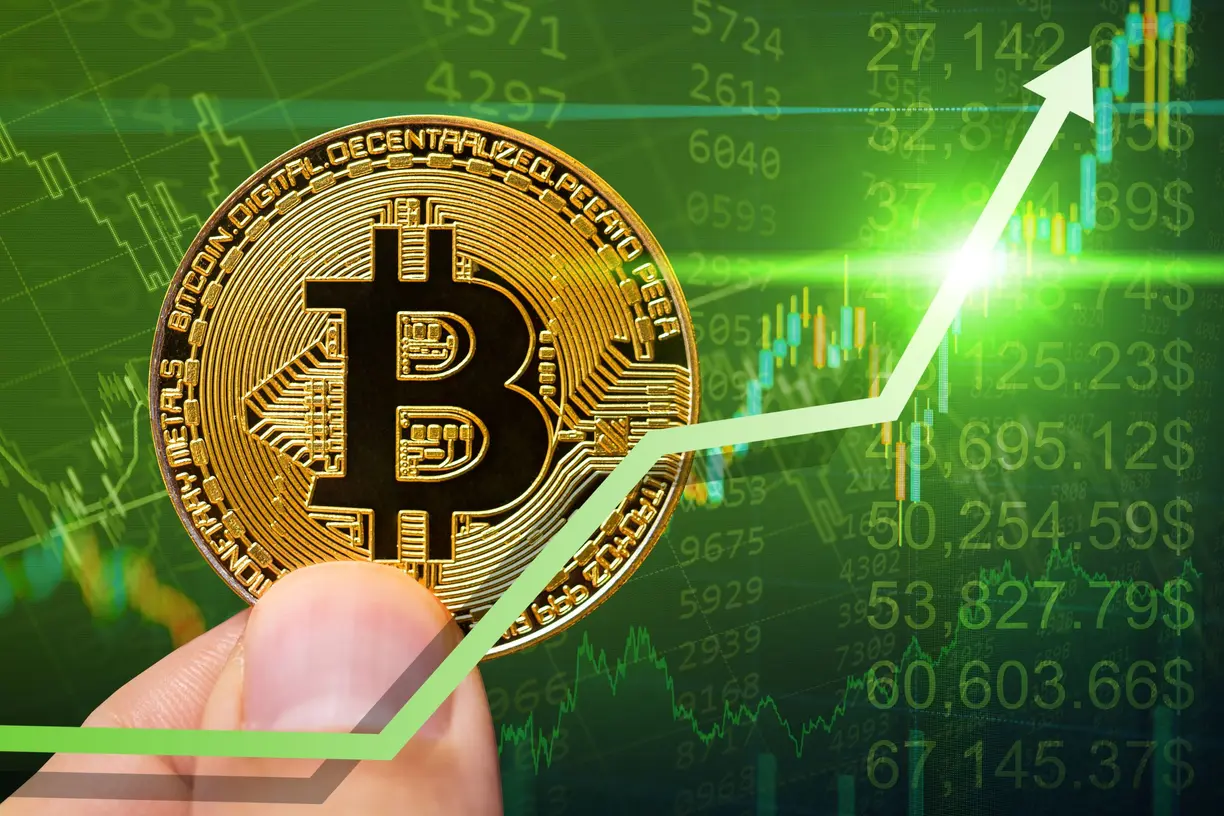Bitcoin up 2.7% to trade above $70k as King Crypto enjoys Memorial Day momentum  teaser image