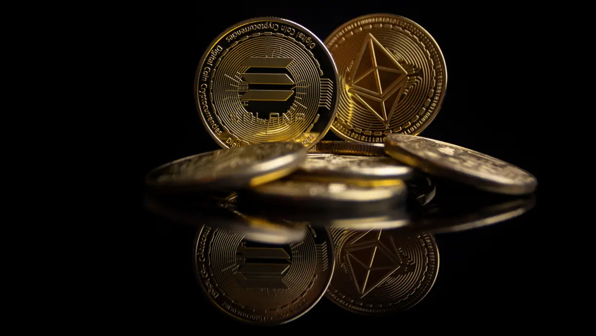 VanEck files first Solana ETF application in the US, Ether ETFs could launch by July 4 teaser image