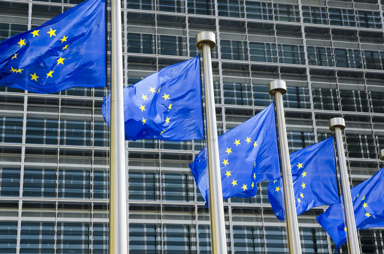 Gold remains under pressure as ECB leaves interest rates unchanged teaser image