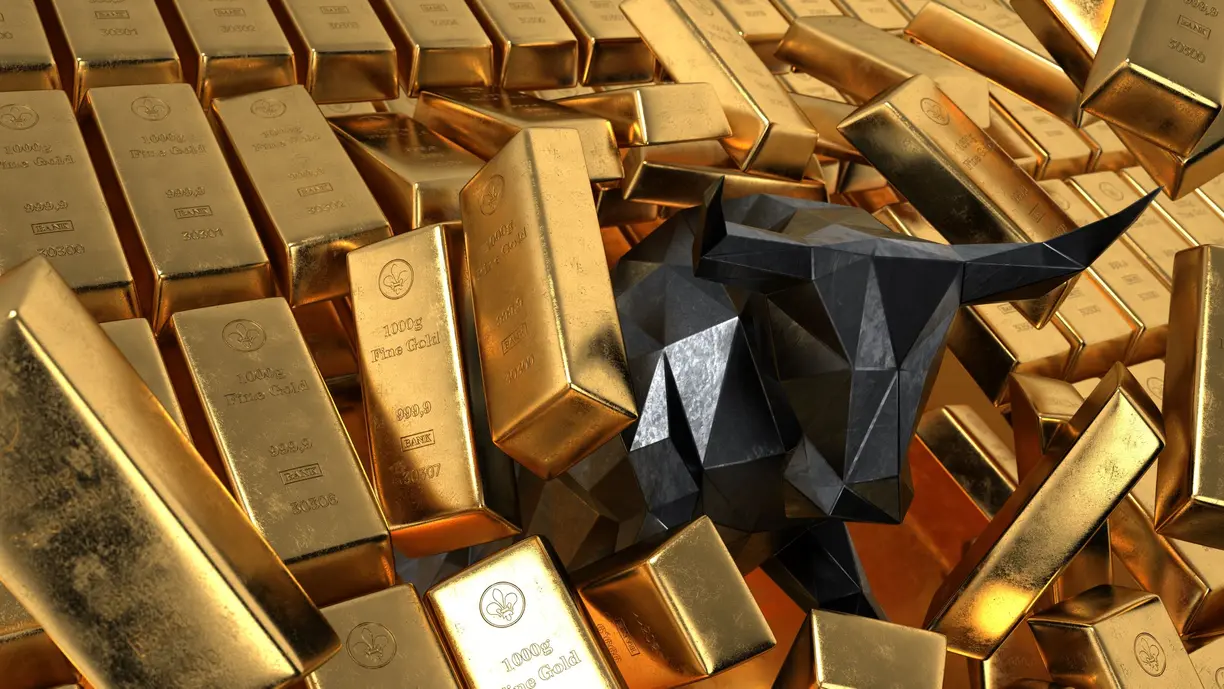 Wall Street experts nearly unanimous on gold posting gains next week, Main Street sentiment firmly bullish teaser image