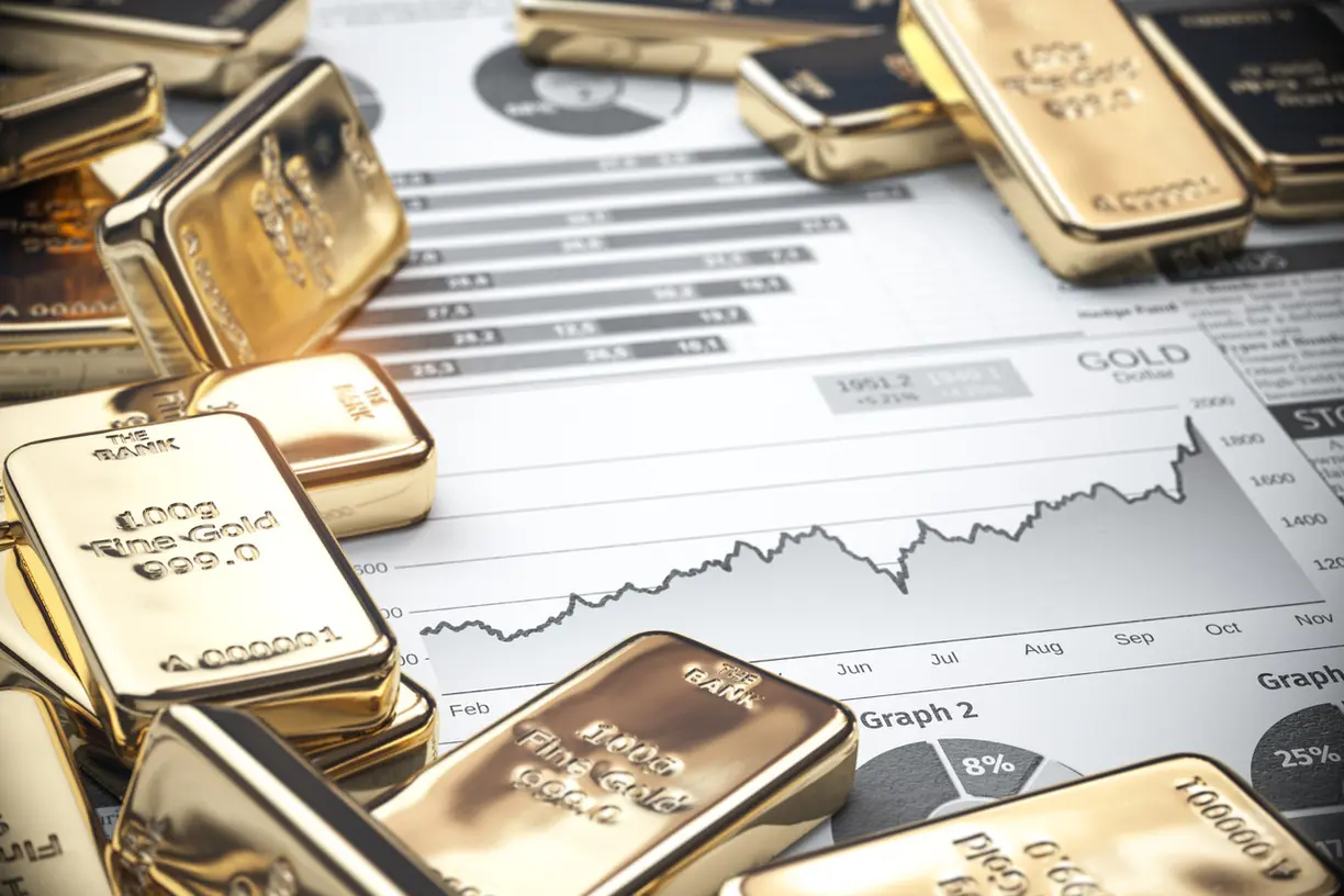 Hedge funds continue to support gold prices in blue-sky territory teaser image