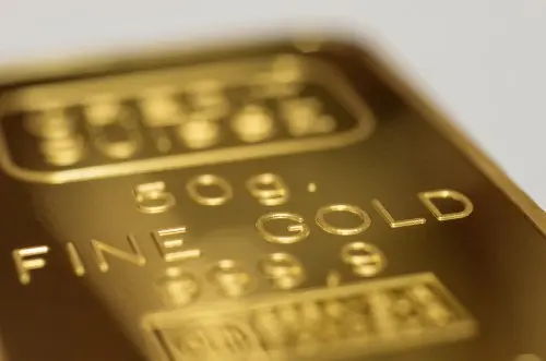 Gold prices to trade in a quiet range ahead of the new year teaser image