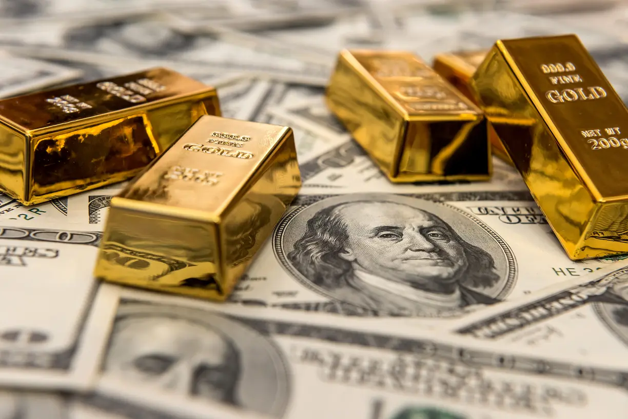 Precious metals buck commodity slide as imminent rate cuts boost gold ETFs – Saxo Bank’s Hansen teaser image