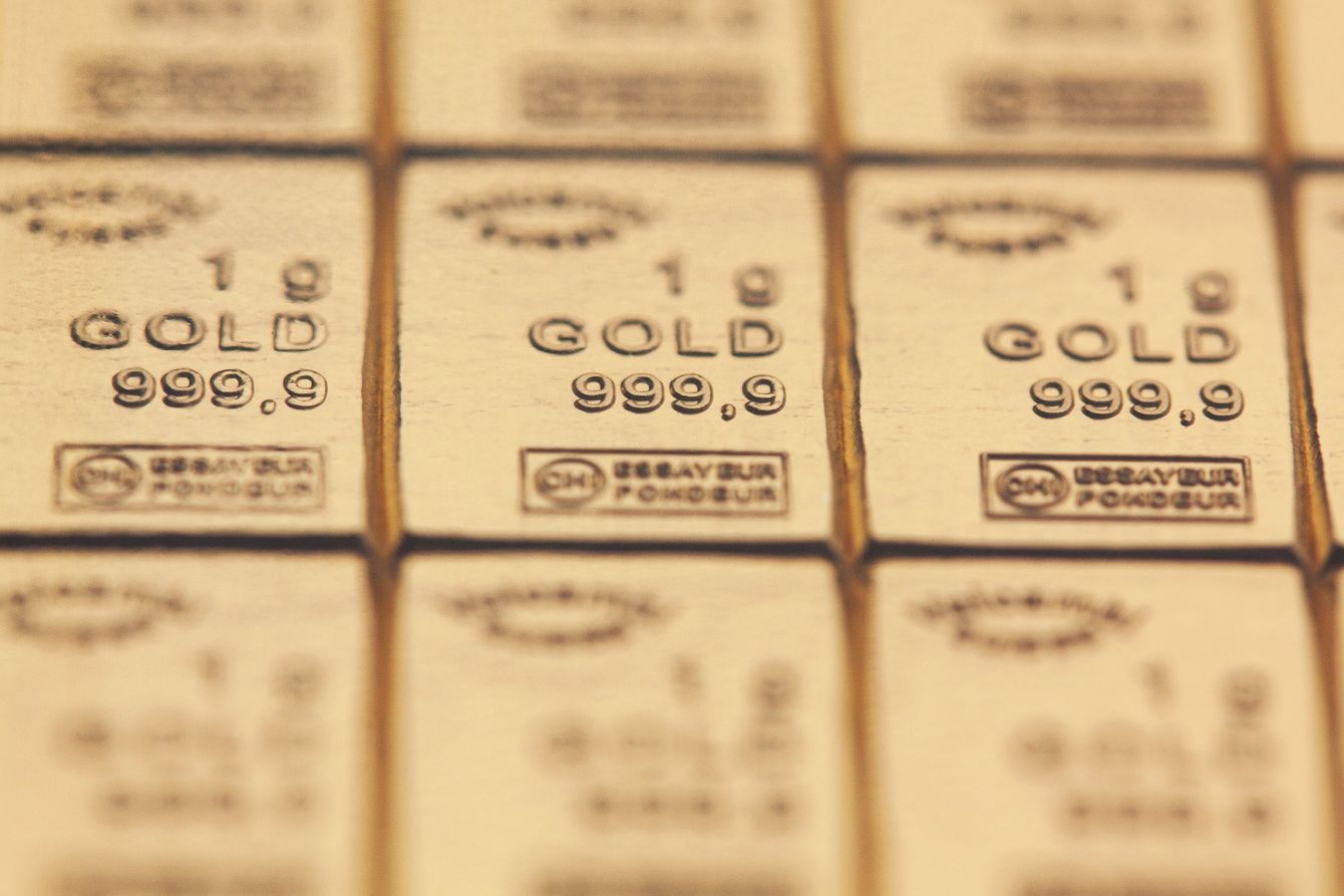 3 gold stocks higher on record bullion prices teaser image