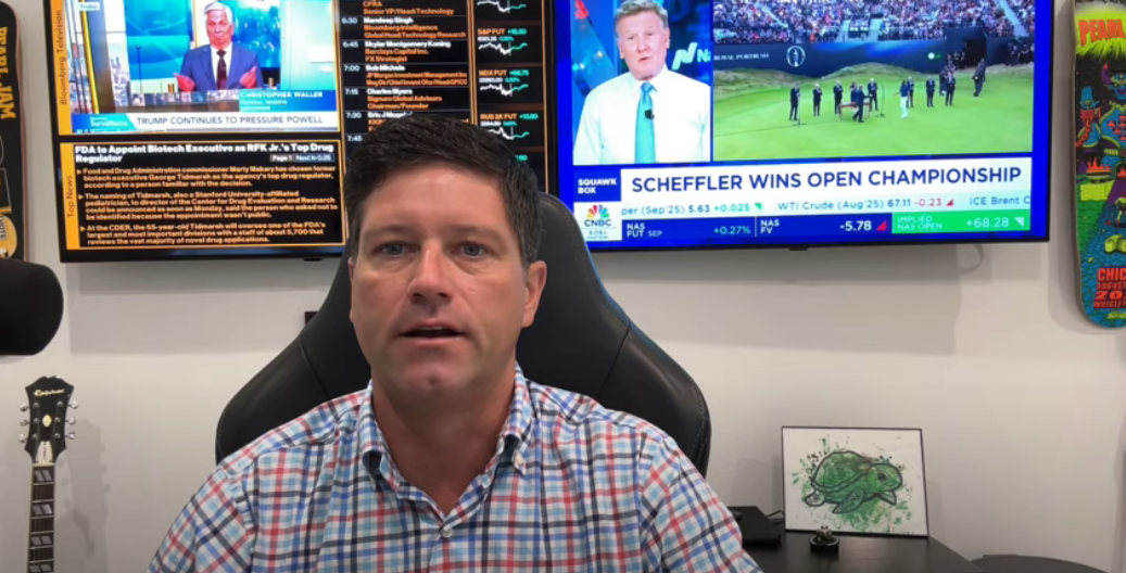 Gold/Silver: Precious metals surge overnight! What happened? The week ahead - Metals Minute w/ Phil Streible teaser image