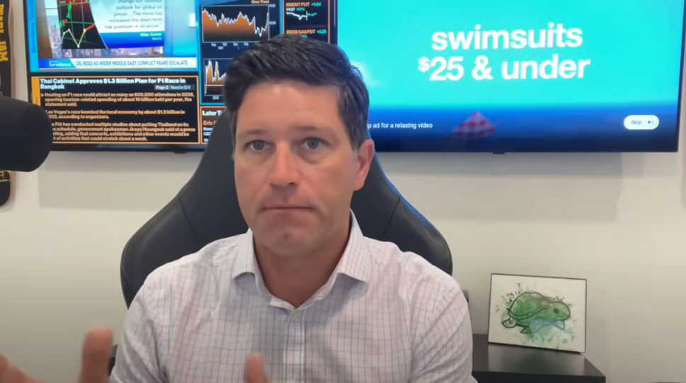 Gold/silver: Bull flag breakout in silver! Gold holds $3400 and Copper LME inventories drop - Metals Minute w/ Phil Streible teaser image