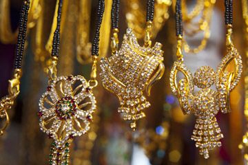 India’s festive gold buying spree continues, defying record price teaser image