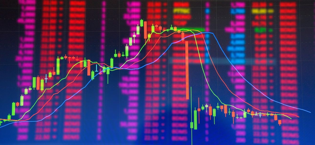 Cryptos stumble, stocks slide as rising yields pressure risk assets teaser image