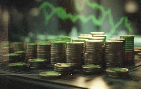 Australian Dollar Takes Lead in March. But Investors Aren't Thrilled teaser image