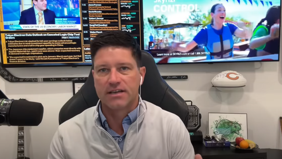 Gold/silver: Copper & silver crash overnight! -what happened & where is the bottom? - Metals Minute w/ Phil Streible teaser image