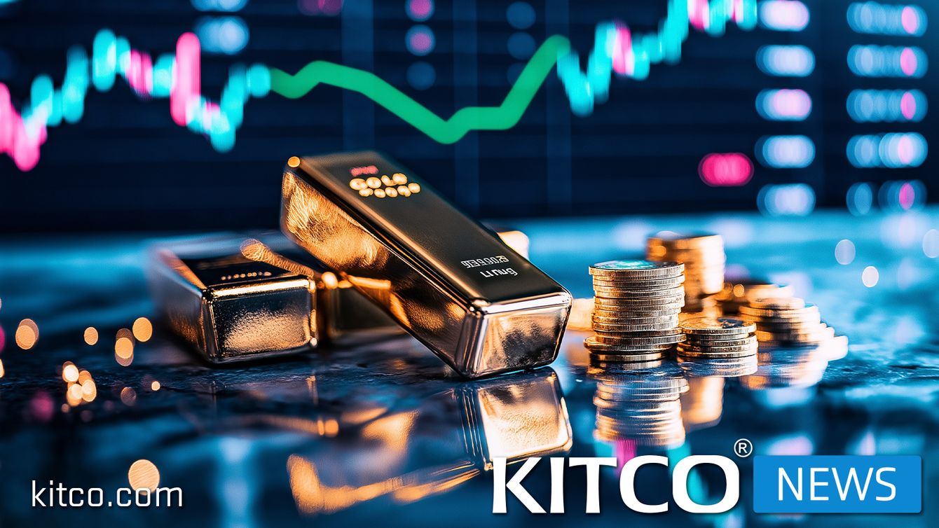 Gold holds steady as investors await US economic data teaser image