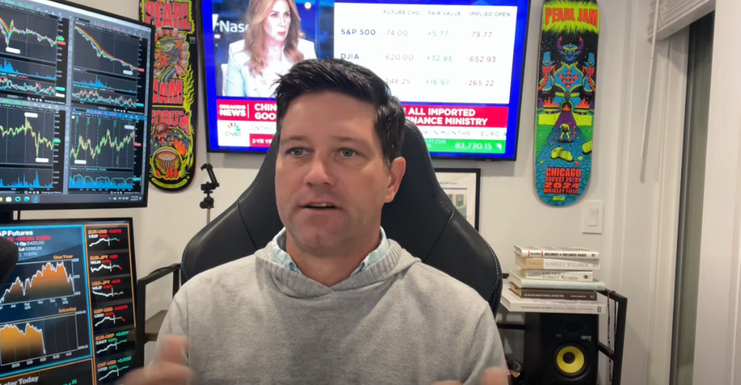 Gold/silver: Ratio hits 100:1! How far is too far? Today's drivers in precious metals - Metals Minute w/ Phil Streible teaser image