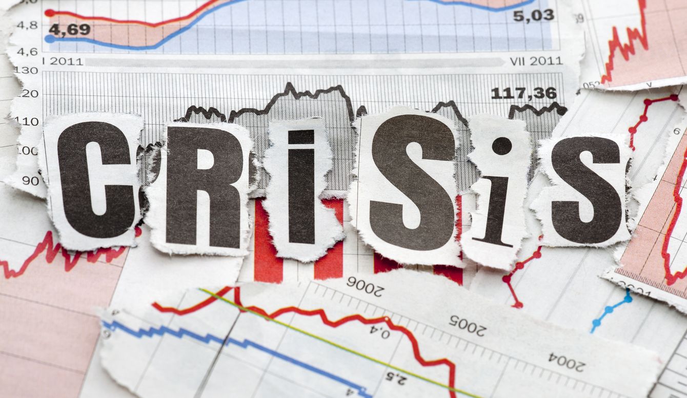 Economists call for emergency rate cut, Goldman Sachs increases recession odds to 25% teaser image