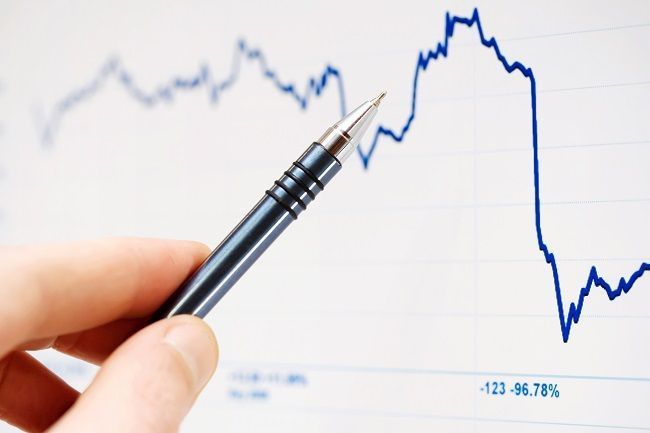 Gold falls from session highs after May ISM Services PMI improves to 53.8 teaser image