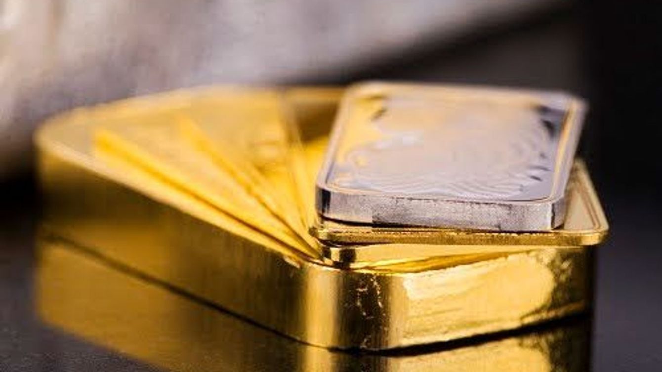 Safe-haven demand fuels price gains for gold, silver teaser image